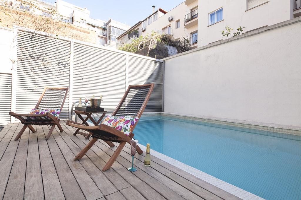 Apartment Barcelona Rentals - Private Pool And Garden Center Eksteriør billede