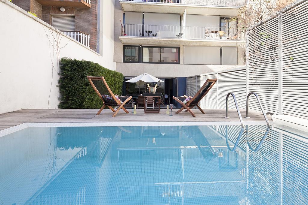 Apartment Barcelona Rentals - Private Pool And Garden Center Eksteriør billede