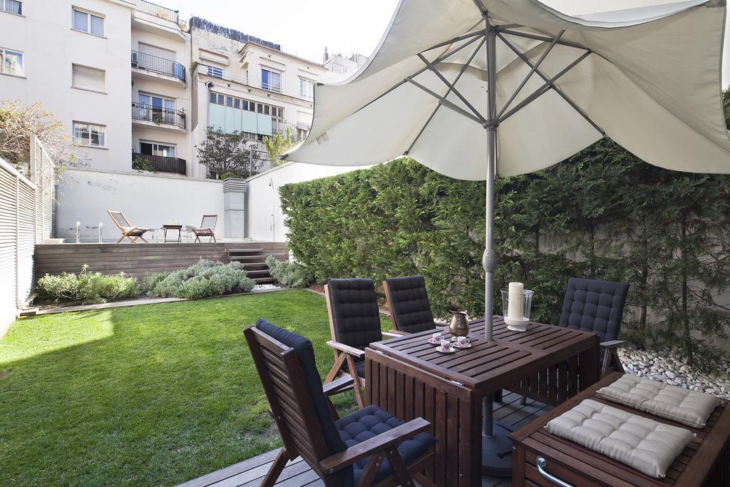 Apartment Barcelona Rentals - Private Pool And Garden Center Eksteriør billede